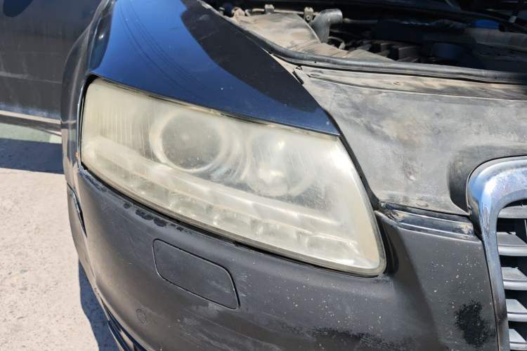 Used Audi A6L 2011 2.0 TFSI Automatic Standard Edition Right Front Headlight
