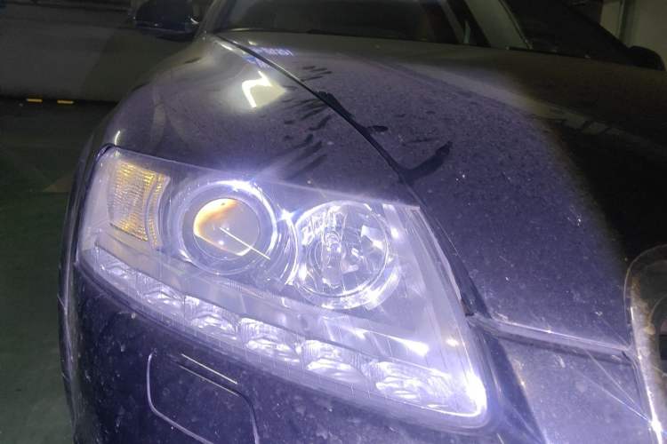 Used Audi A6L 2011 2.0 TFSI Automatic Standard Edition Right Front Headlight