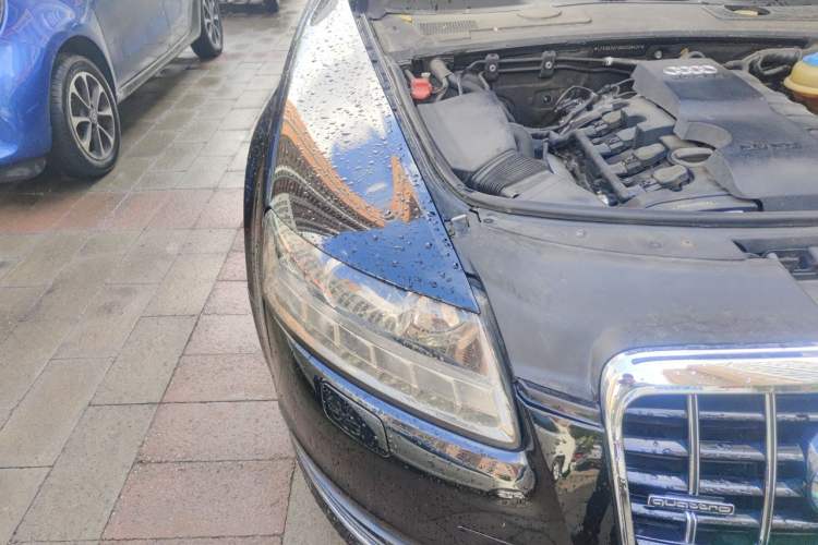 Used Audi A6L 2011 2.0 TFSI automatic Comfort trim Right Front Headlight