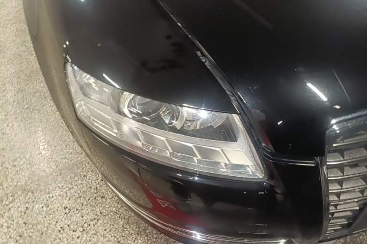 Used Audi A6L 2011 2.0 TFSI Automatic Standard Edition Right Front Headlight