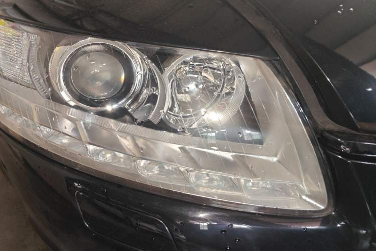 Used Audi A6L 2011 2.0 TFSI Automatic Standard Edition Right Front Headlight