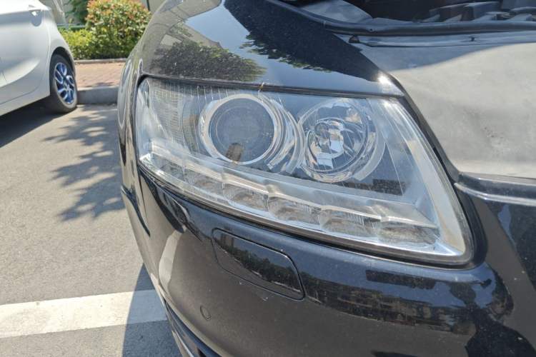 Used Audi A6L 2011 2.0 TFSI Automatic Standard Edition Right Front Headlight
