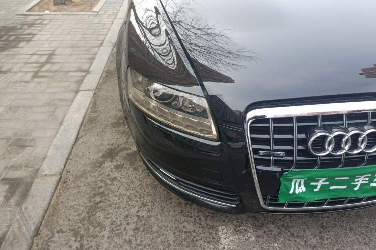 Used Audi A6L 2011 2.0 TFSI automatic Comfort trim Right Front Headlight