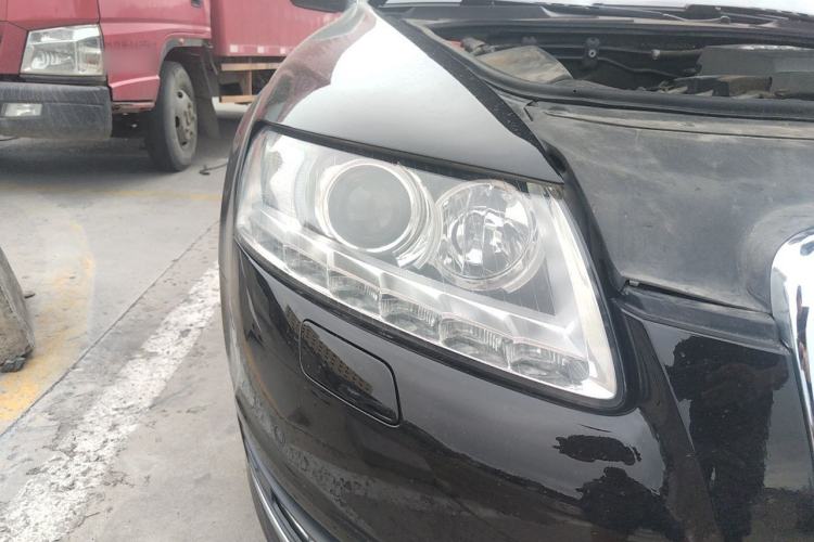 Used Audi A6L 2011 2.0 TFSI Automatic Standard Edition Right Front Headlight