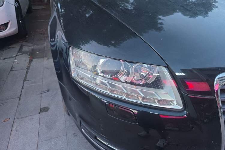 Used Audi A6L 2011 2.0 TFSI Automatic Standard Edition Right Front Headlight