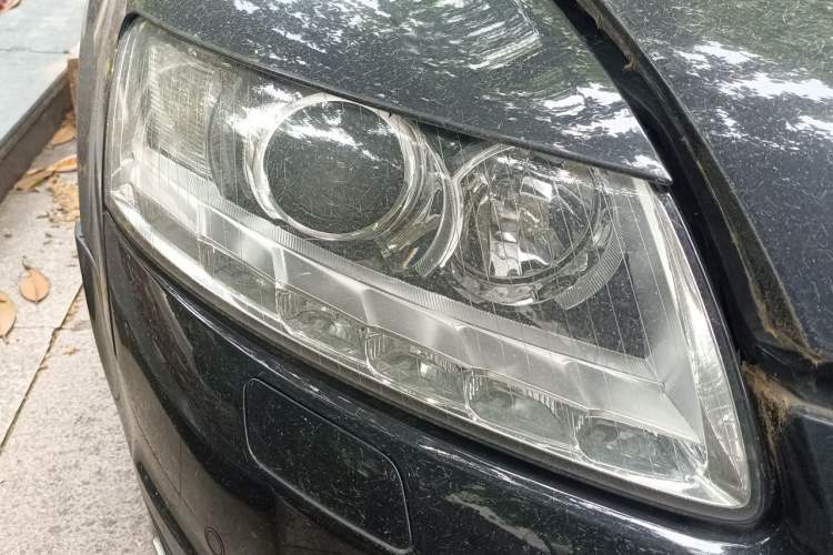 Used Audi A6L 2011 2.0 TFSI Automatic Standard Edition Right Front Headlight