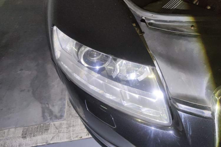 Used Audi A6L 2011 2.8 FSI Comfort Model Right Front Headlight