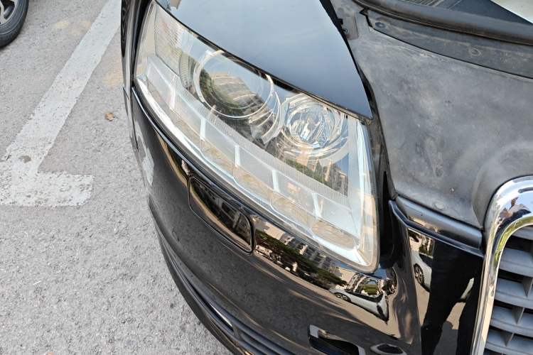 Used Audi A6L 2011 2.7 TDI Comfort Model Right Front Headlight