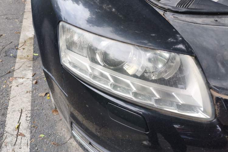 Used Audi A6L 2011 2.4L Comfort Edition Right Front Headlight