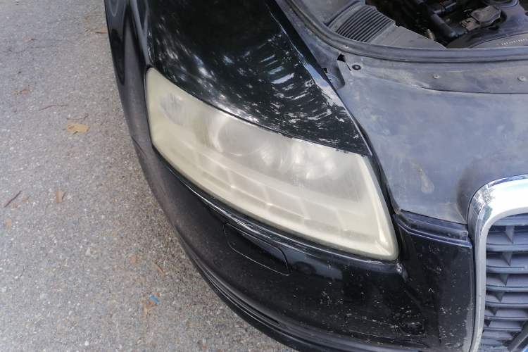 Used Audi A6L 2011 2.0 TFSI Automatic Standard Edition Right Front Headlight