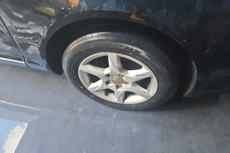 Used Audi A6L 2011 2.4L Technology Edition Right Front Wheel Hub