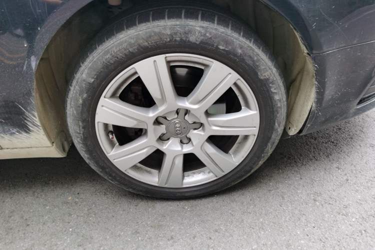 Used Audi A6L 2011 2.4L Technology Edition Right Front Wheel Hub
