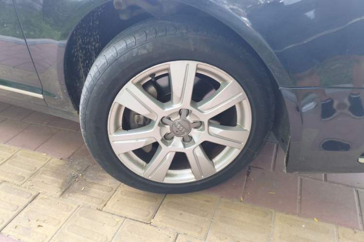 Used Audi A6L 2011 2.7 TDI Comfort Model Right Front Wheel Hub