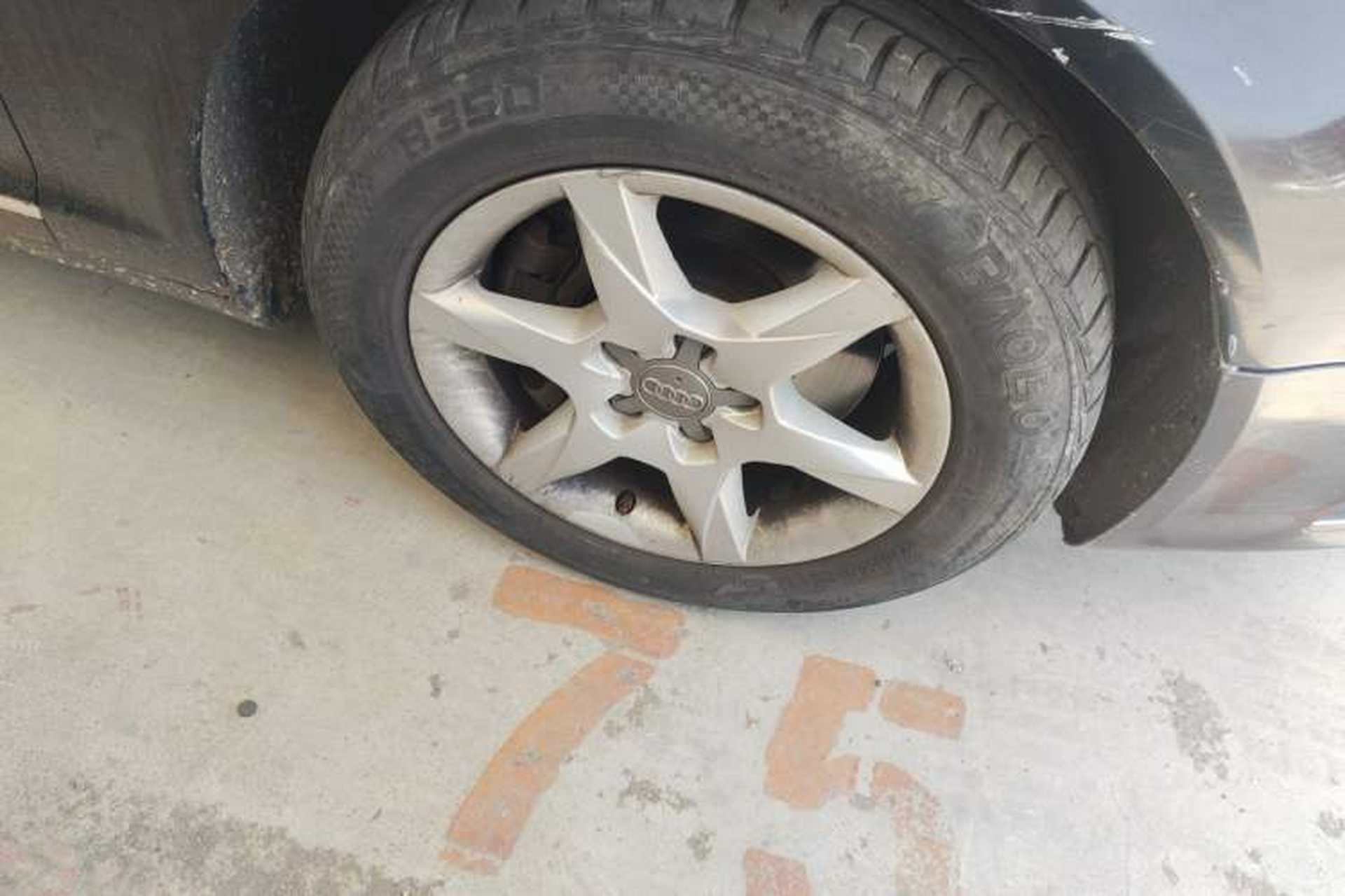 Used Audi A6L 2011 2.0 TFSI Automatic Standard Edition Right Front Wheel Hub