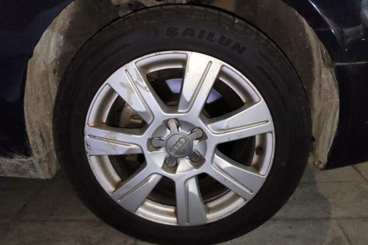 Used Audi A6L 2011 2.4L Technology Edition Right Front Wheel Hub