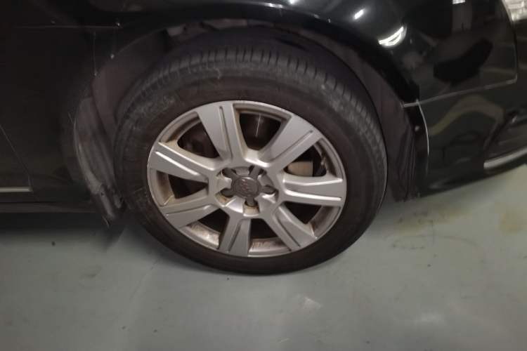 Used Audi A6L 2011 2.7 TDI Comfort Model Right Front Wheel Hub