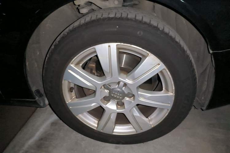 Used Audi A6L 2011 2.4L Technology Edition Right Front Wheel Hub