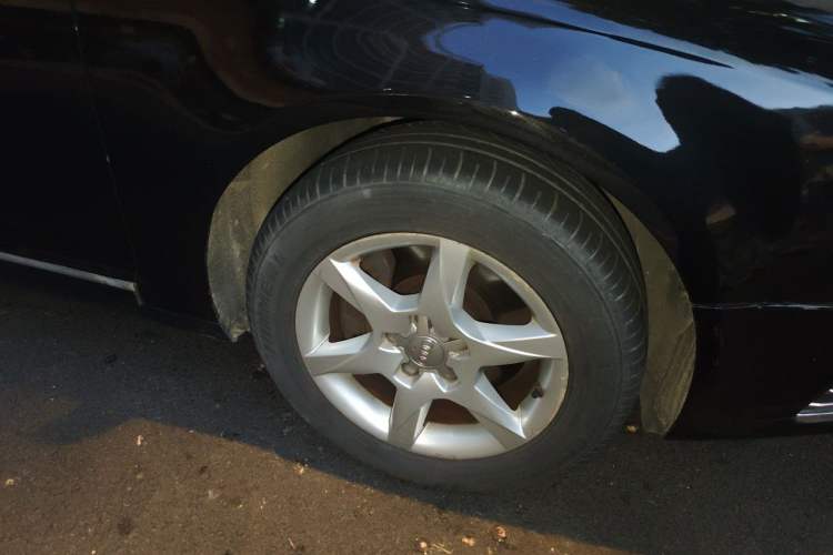 Used Audi A6L 2011 2.0 TFSI Automatic Standard Edition Right Front Wheel Hub