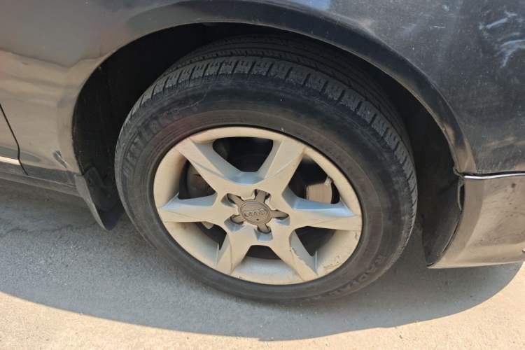 Used Audi A6L 2011 2.0 TFSI Automatic Standard Edition Right Front Wheel Hub