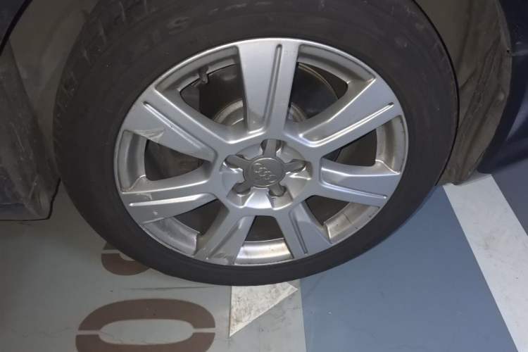 Used Audi A6L 2011 2.4L Technology Edition Right Front Wheel Hub