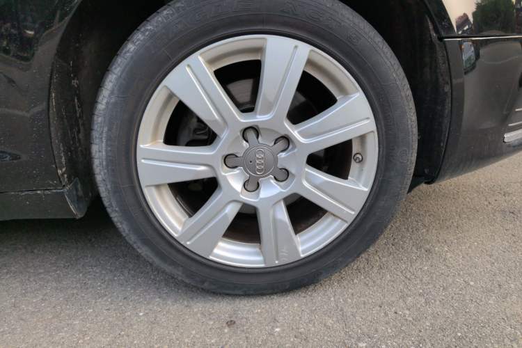 Used Audi A6L 2011 2.4L Technology Edition Right Front Wheel Hub