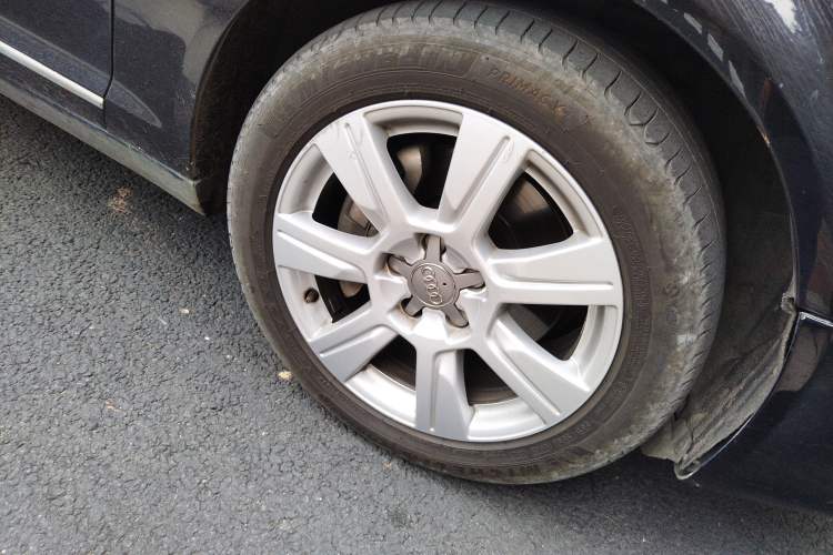 Used Audi A6L 2011 2.7 TDI Comfort Model Right Front Wheel Hub