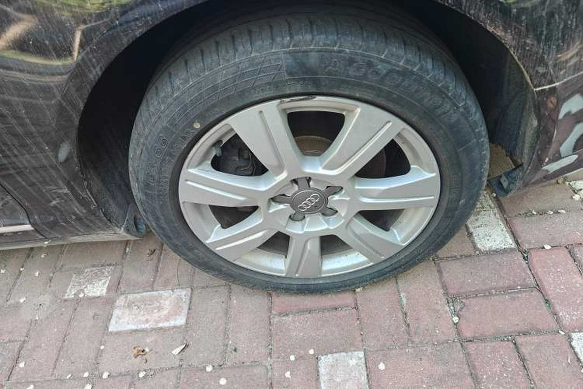 Used Audi A6L 2011 2.4L Comfort Edition Right Front Wheel Hub