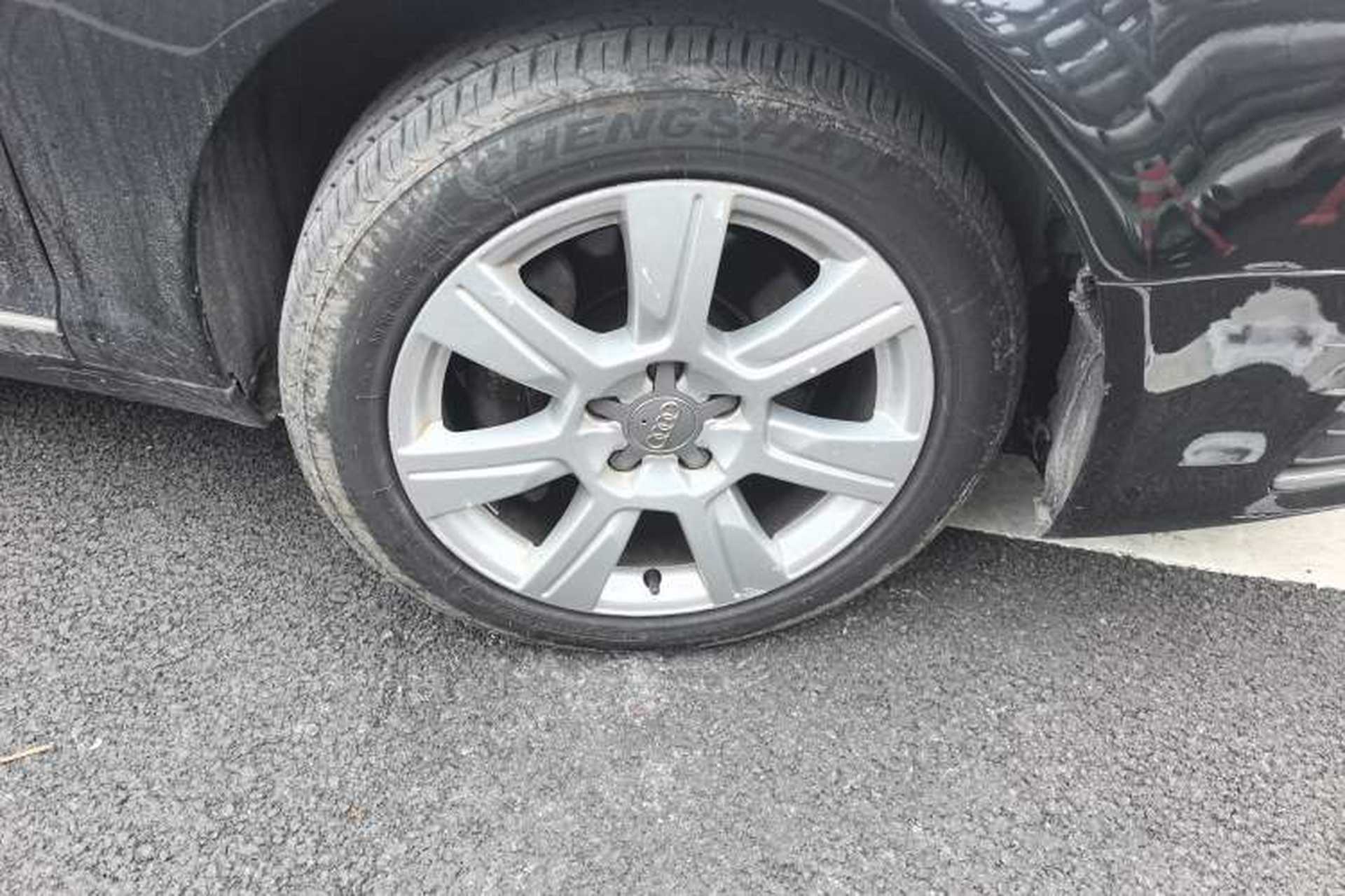 Used Audi A6L 2011 2.7 TDI Comfort Model Right Front Wheel Hub