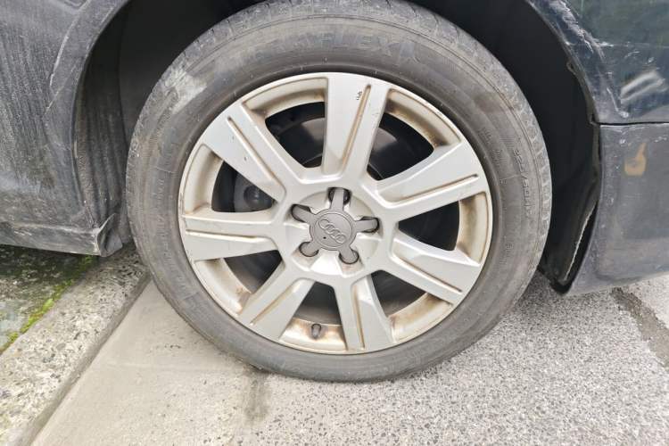 Used Audi A6L 2011 2.4L Technology Edition Right Front Wheel Hub