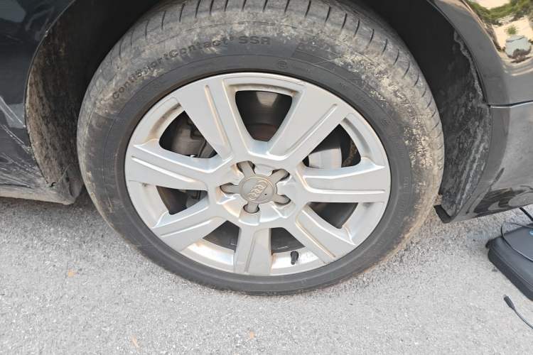 Used Audi A6L 2011 2.7 TDI Comfort Model Right Front Wheel Hub
