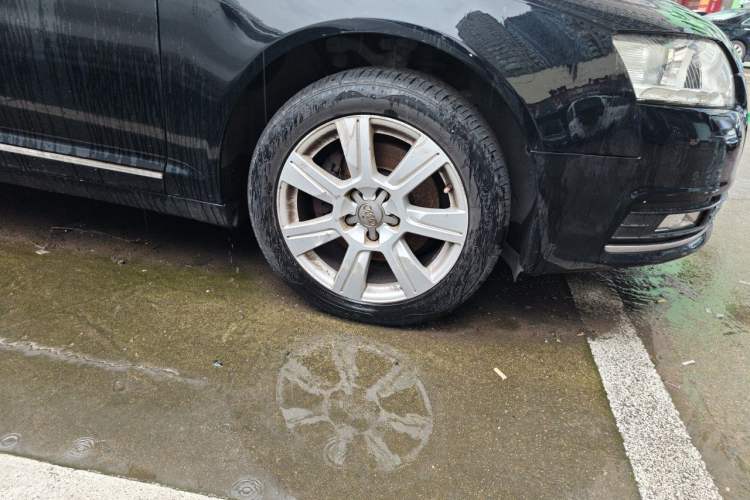 Used Audi A6L 2011 2.4L Technology Edition Right Front Wheel Hub