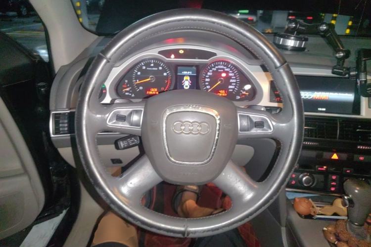 Used Audi A6L 2011 2.0 TFSI Automatic Standard Edition Steering Wheel