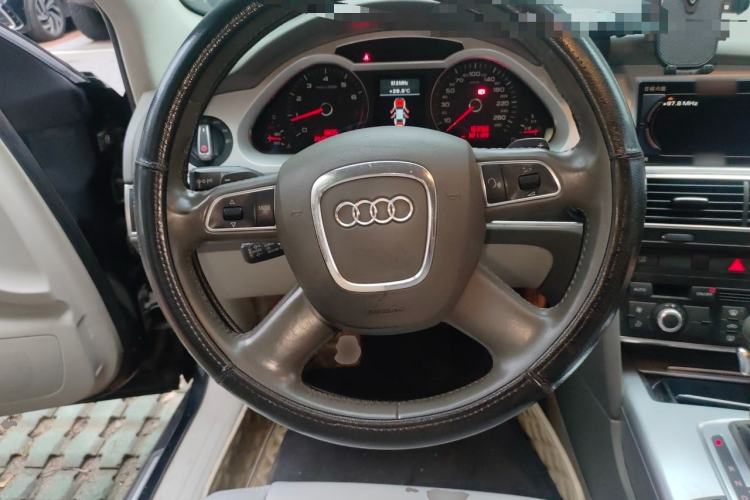 Used Audi A6L 2011 2.0 TFSI Automatic Standard Edition Steering Wheel
