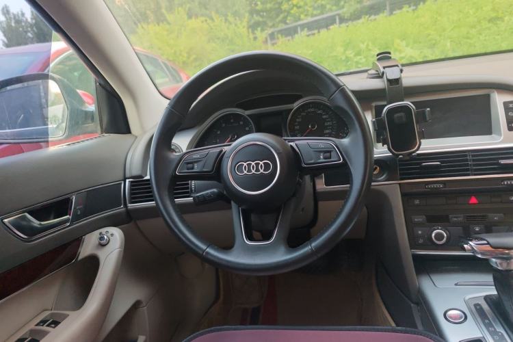 Used Audi A6L 2011 2.0 TFSI Automatic Standard Edition Steering Wheel