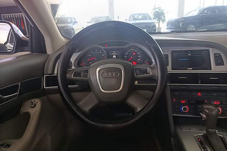 Used Audi A6L 2011 2.0 TFSI Automatic Standard Edition Steering Wheel