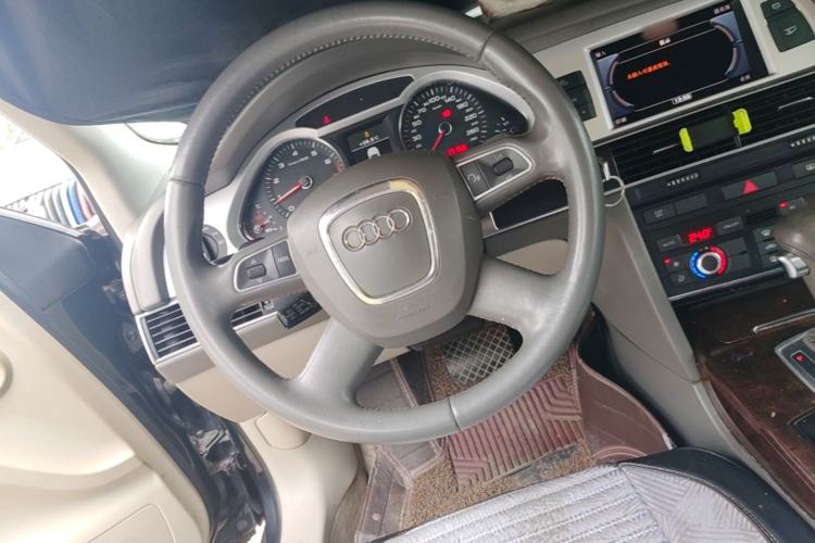 Used Audi A6L 2011 2.0 TFSI Automatic Standard Edition Steering Wheel