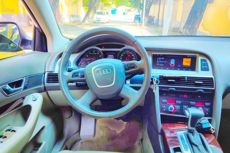 Used Audi A6L 2011 2.0 TFSI Automatic Standard Edition Steering Wheel