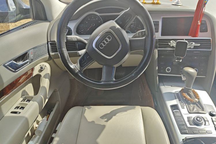 Used Audi A6L 2011 2.0 TFSI Automatic Standard Edition Steering Wheel