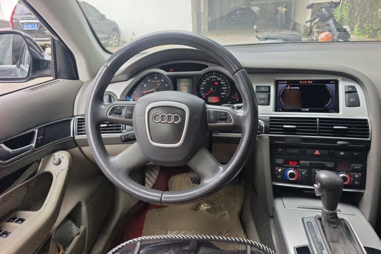 Used Audi A6L 2011 2.0 TFSI automatic Comfort trim Steering Wheel