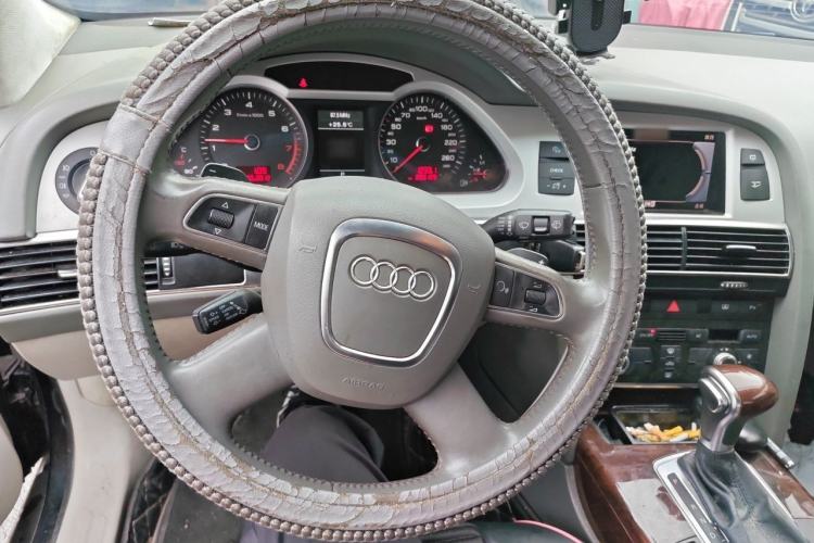 Used Audi A6L 2011 2.0 TFSI Automatic Standard Edition Steering Wheel