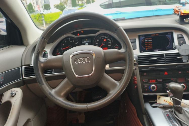 Used Audi A6L 2011 2.0 TFSI Automatic Standard Edition Steering Wheel