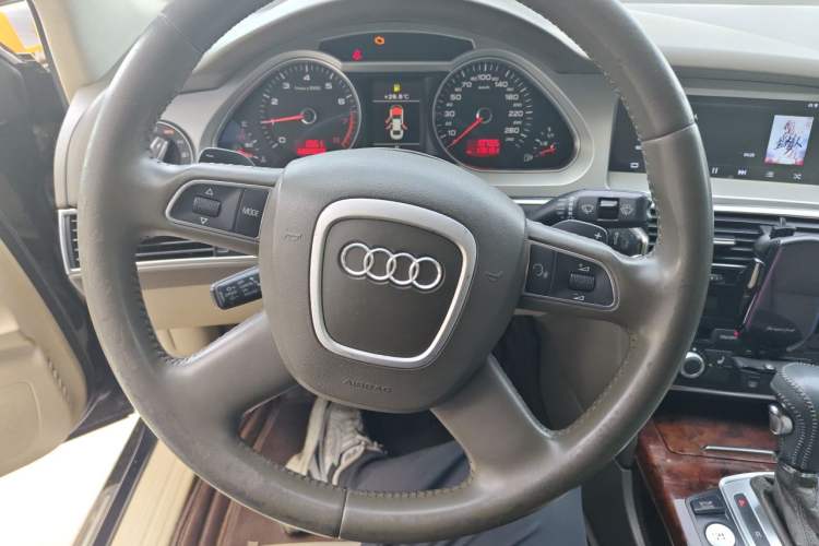 Used Audi A6L 2011 2.8 FSI Comfort Model Steering Wheel