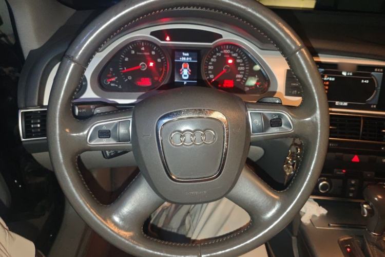 Used Audi A6L 2011 2.0 TFSI Automatic Standard Edition Steering Wheel