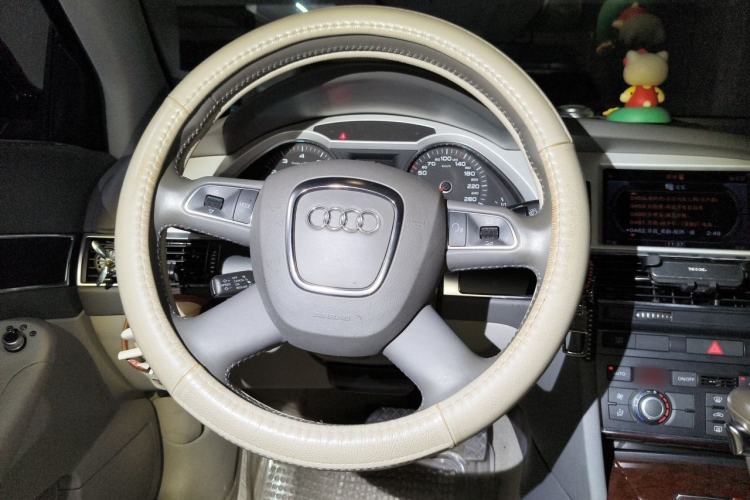 Used Audi A6L 2011 2.0 TFSI Automatic Standard Edition Steering Wheel