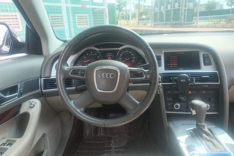 Used Audi A6L 2011 2.0 TFSI Automatic Standard Edition Steering Wheel