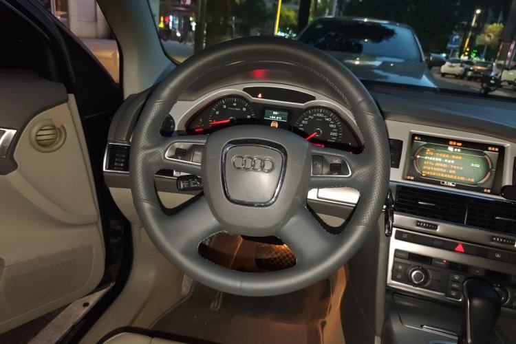 Used Audi A6L 2011 2.0 TFSI Automatic Standard Edition Steering Wheel