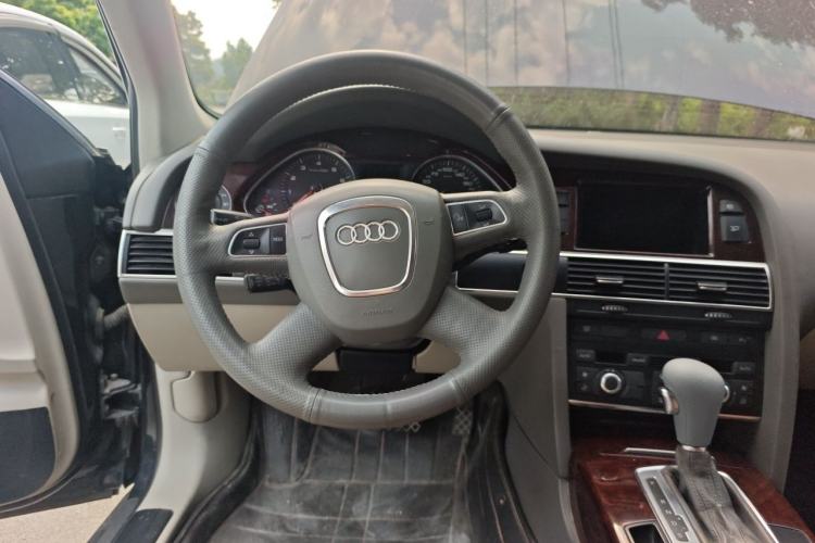 Used Audi A6L 2011 2.0 TFSI Automatic Standard Edition Steering Wheel