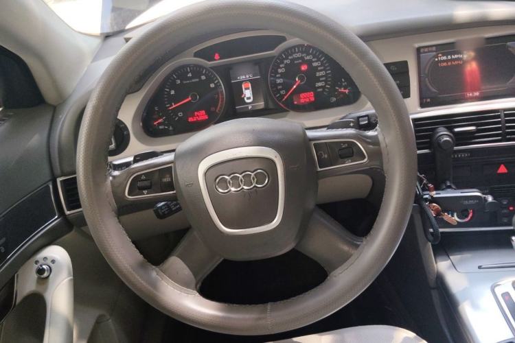 Used Audi A6L 2011 2.0 TFSI Automatic Standard Edition Steering Wheel