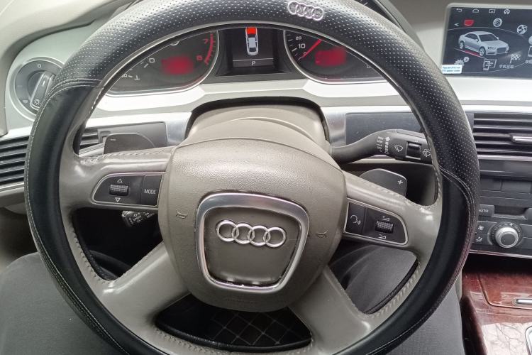 Used Audi A6L 2011 2.0 TFSI automatic Comfort trim Steering Wheel