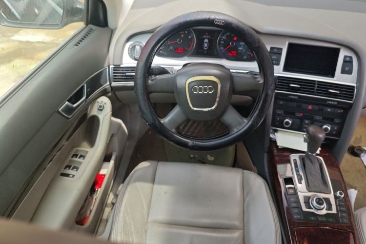 Used Audi A6L 2011 2.0 TFSI Automatic Standard Edition Steering Wheel